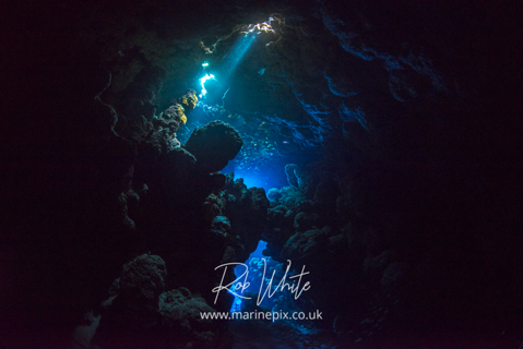 MarinePix - Wrecks and Caves